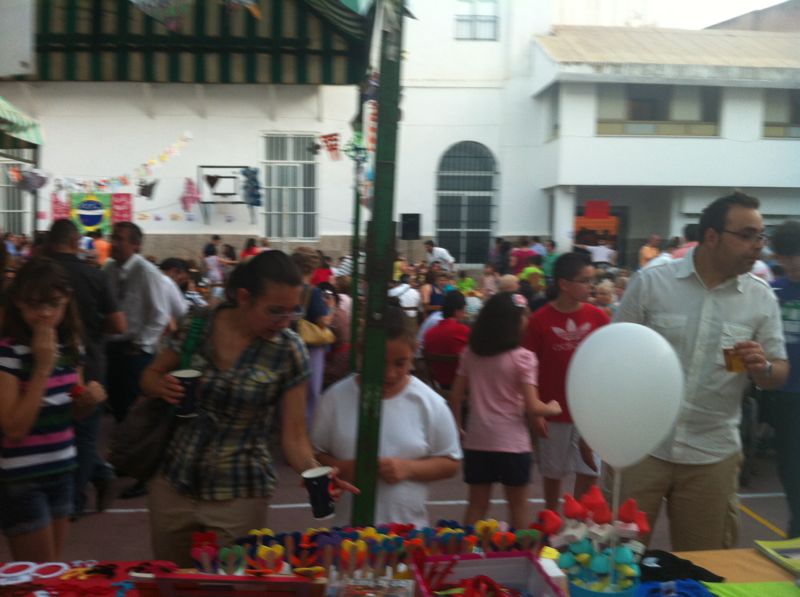 FIESTA SOLIDARIDAD 2012