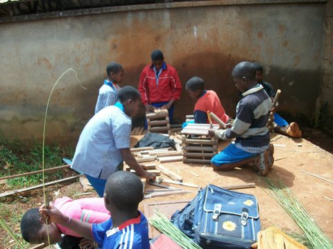 Bamendjou-Actividades culturales en la escuela San Antonio de Padua.