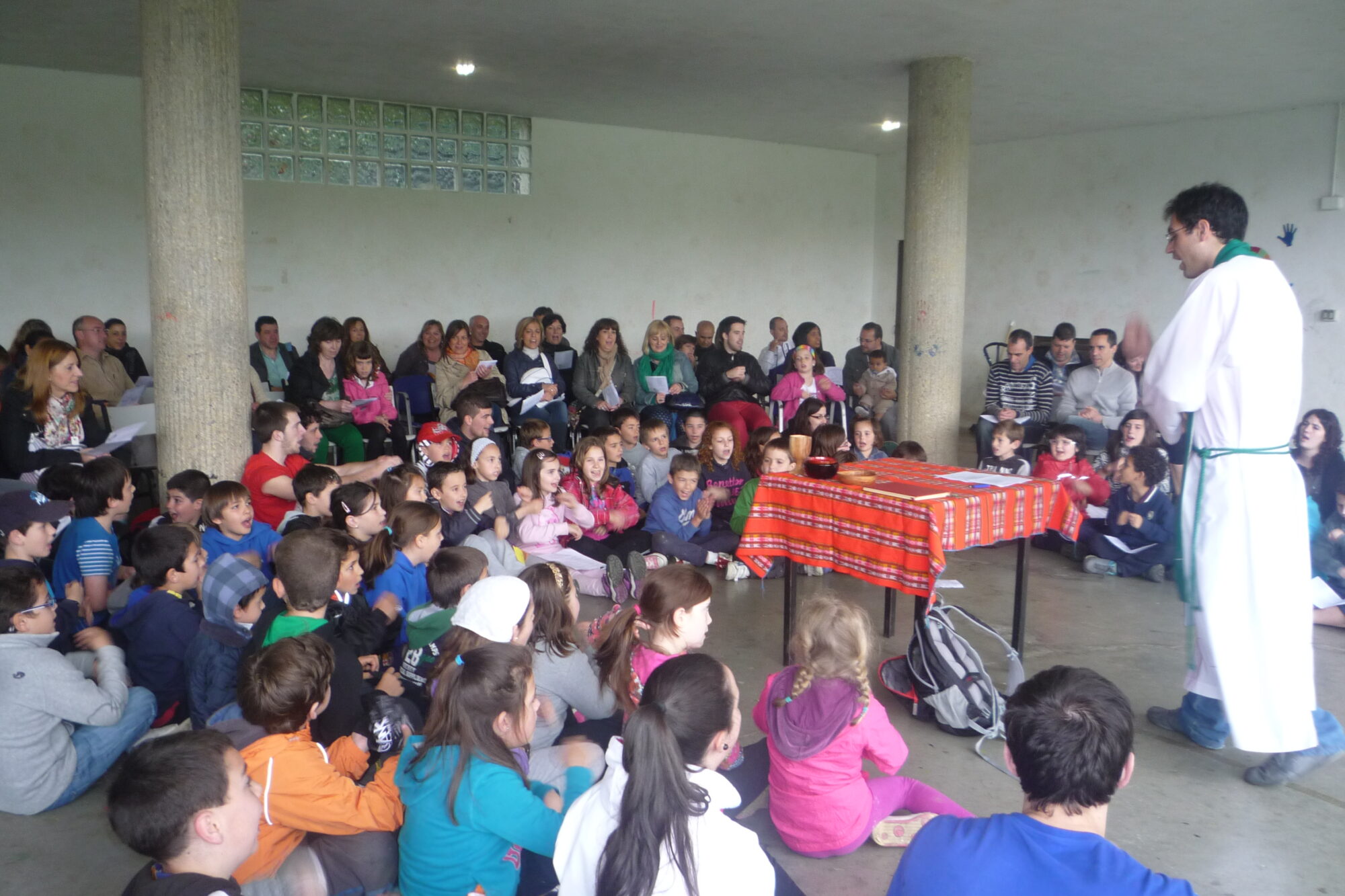 DIA DE LA COMUNION EN BARRIA