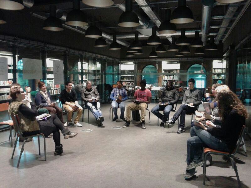 Alumnos/as de Ojalá participan en un Club de Lectura