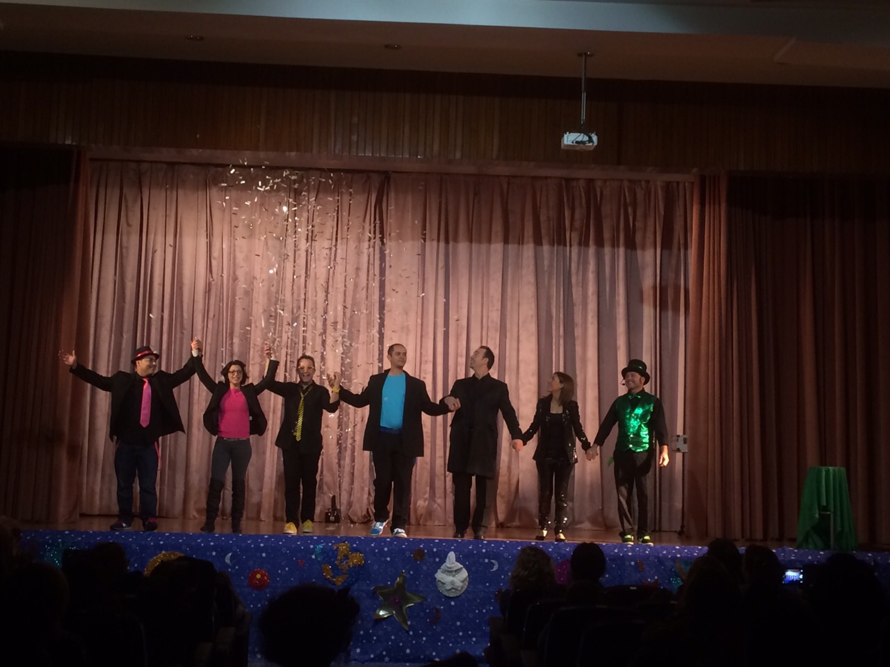 MAGIA EN FAMILIA RECAUDA MÁS DE 1.400 EUROS PARA EL CENTRO CULTURAL DE LA PUYA