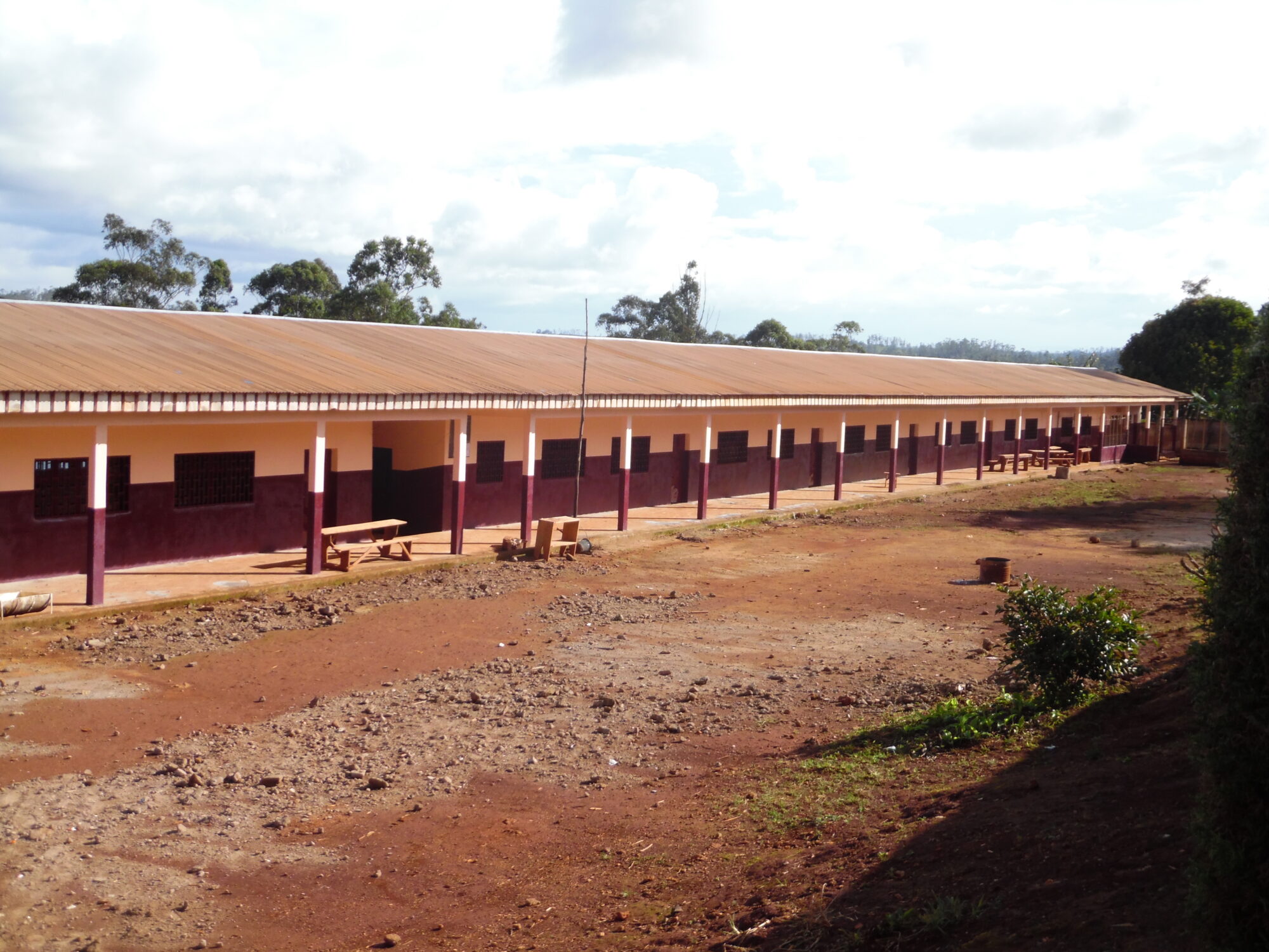 Bamendjou – Renovación de la escuela San Antonio de Padua