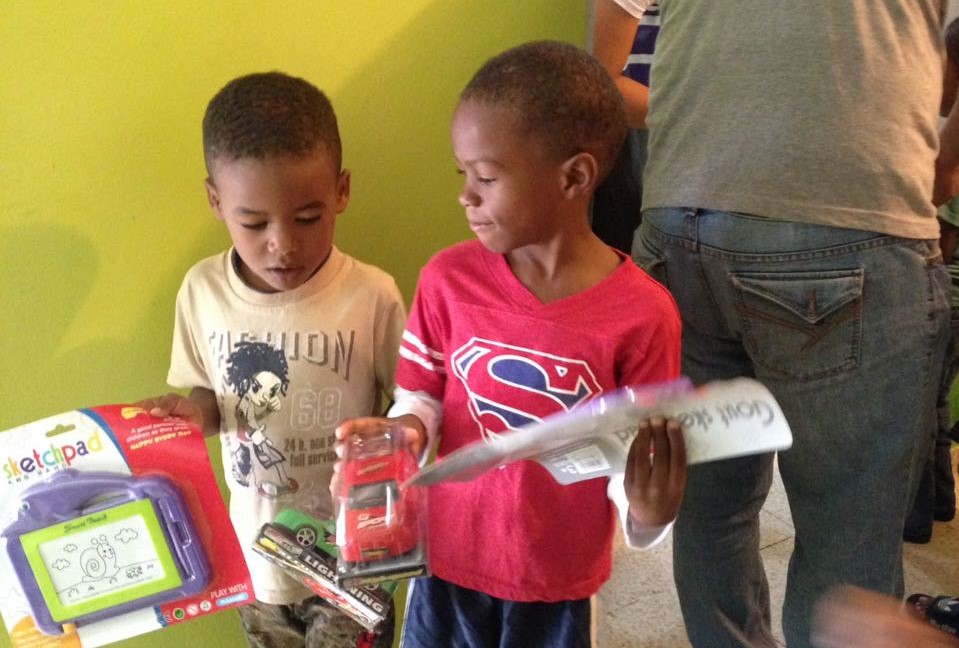 CCC La Puya- Santo Domingo. “Celebró el día de reyes y entregó juguetes a más de 500 niños