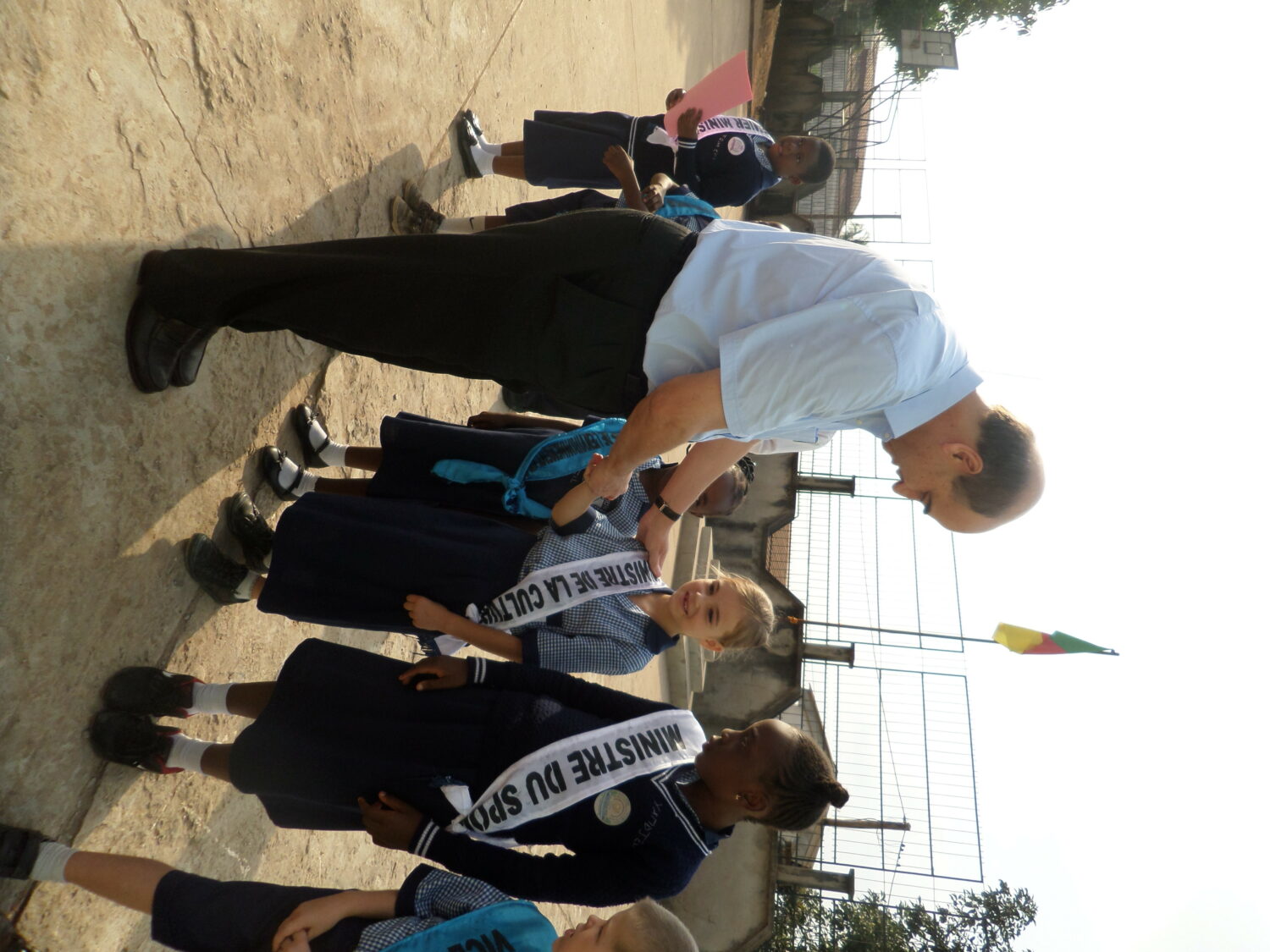 El P General de visita en nuestra escuela de Yaunde