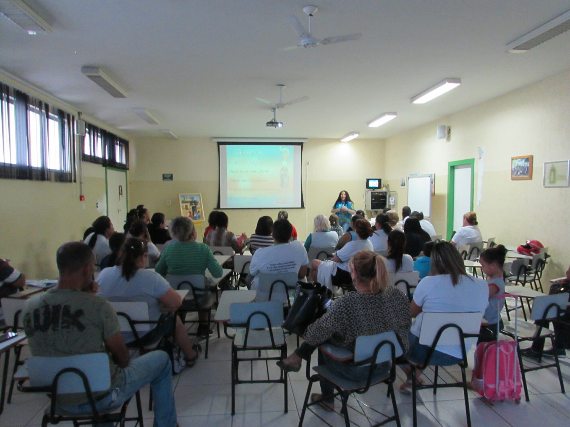 ENCUENTRO CON LOS EDUCADORES DE ITAKA - VALADARES