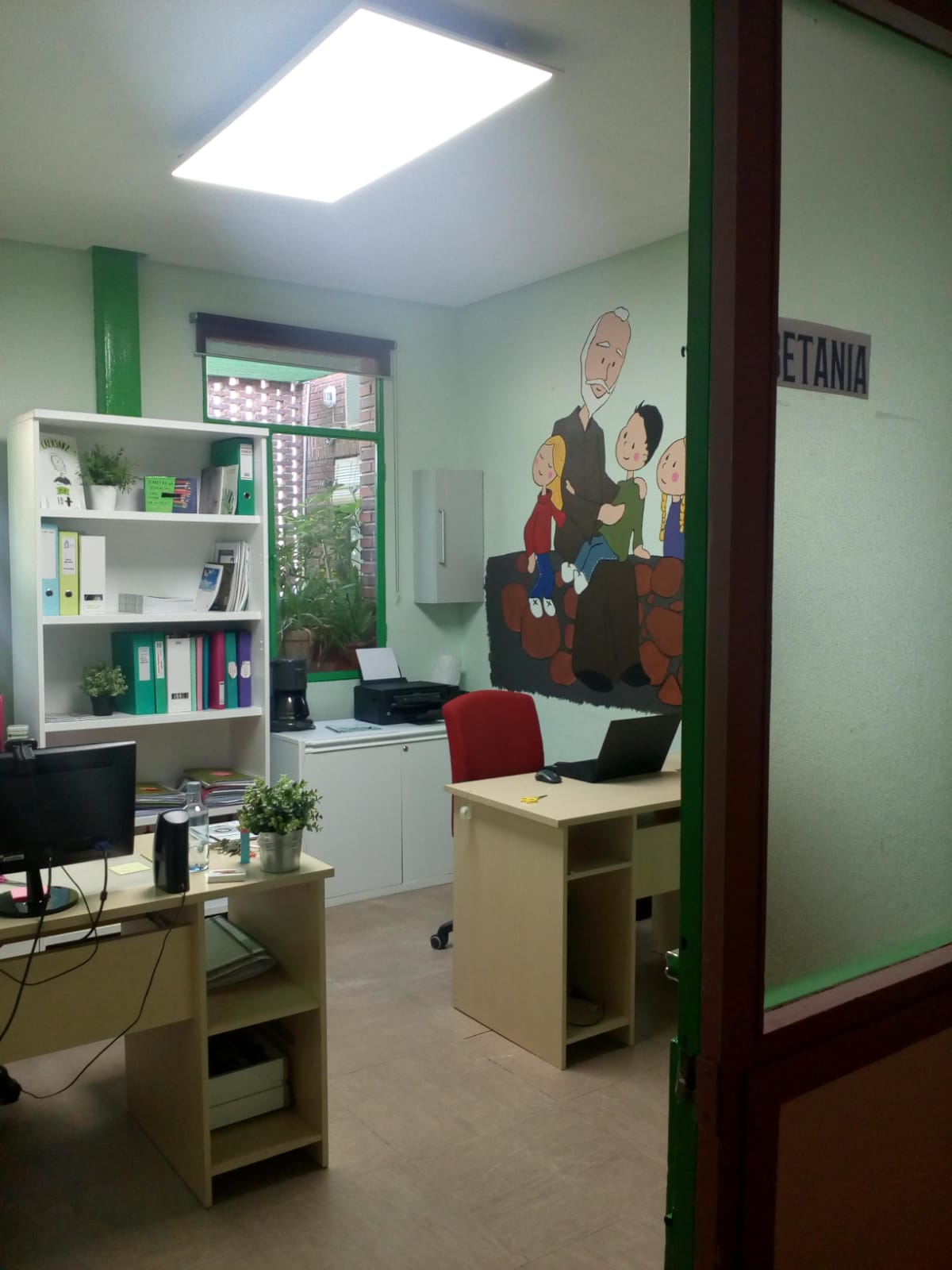 NUEVA OFICINA DE ATENCIÓN EN ALUCHE