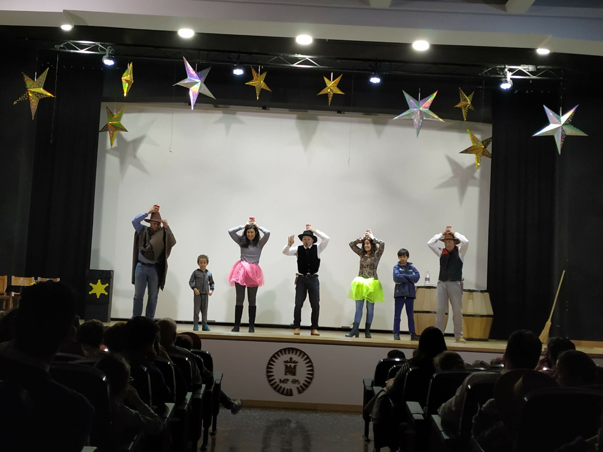 MAS DE 600 PERSONAS DISFRUTAN CON MAGIA EN FAMILIA EN VALENCIA