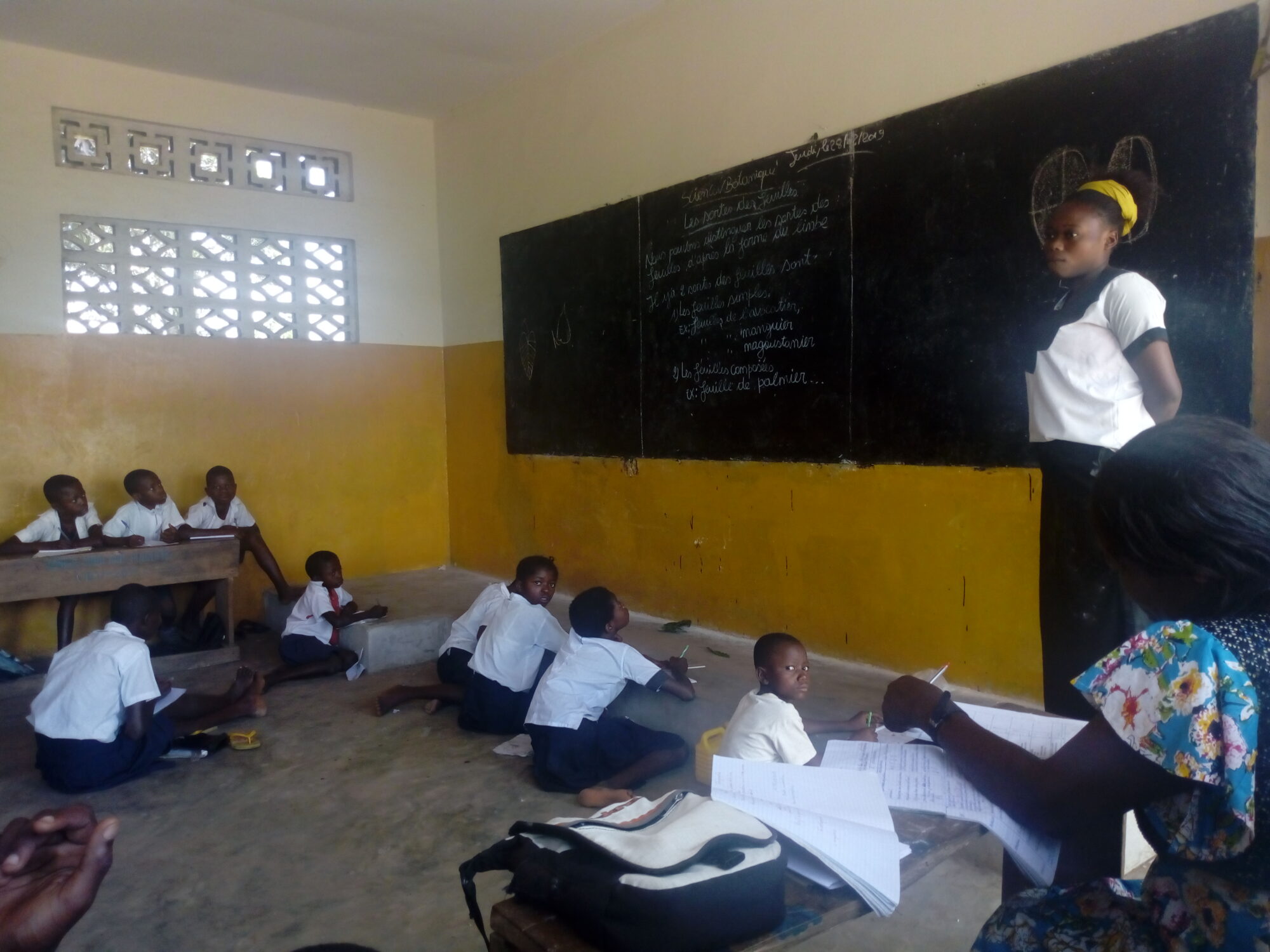 Campagne Itaka 2018-2019, Malgré les conditions précaires d’étude, les élèves de Kikonka  conseillent  les autres  élèves du monde