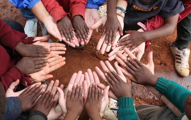 ITAKA - ESCOLAPIOS... ES MÁS