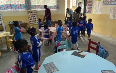 DESCENTE DE L’EQUIPE OPERATIONNELLE DE LA FONDATION ITAKA ESCOLAPIOS A L’ECOLE BILINGUE SAINT JOSEPH CALASANZ D’ABOBO