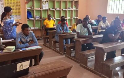 REUNIÓN DE LA ASOCIACIÓN DE PADRES