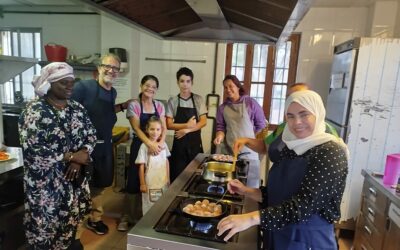 Libro de recetas «A fuego lento» del proyecto Llum