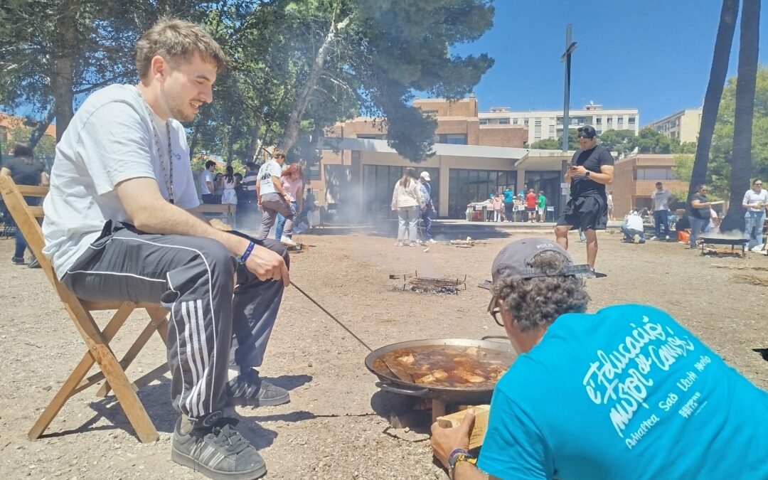 Itaka es mou a València celebra el 25 aniversari de la Xarxa i els 15 anys de LLum a Malva-rosa